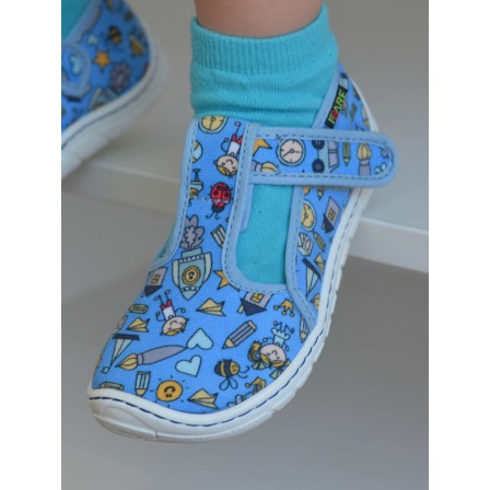 Fare Bare Slippers Toys
